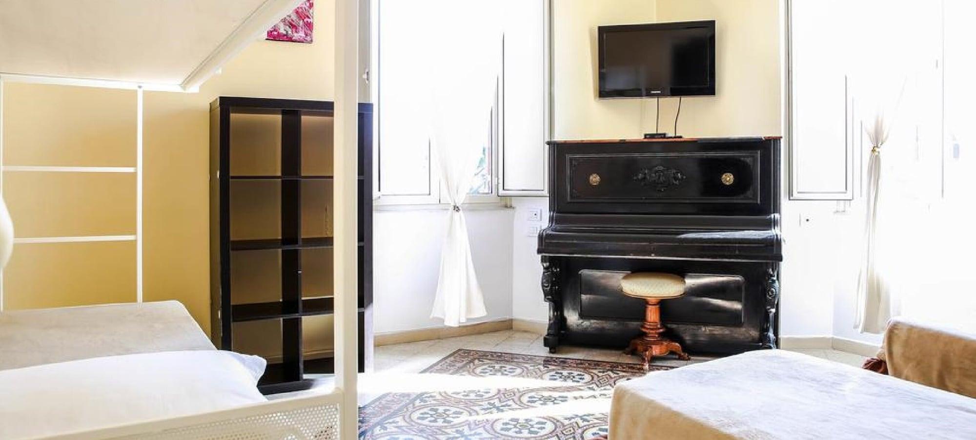 Rome Experience Hostel ภายนอก รูปภาพ